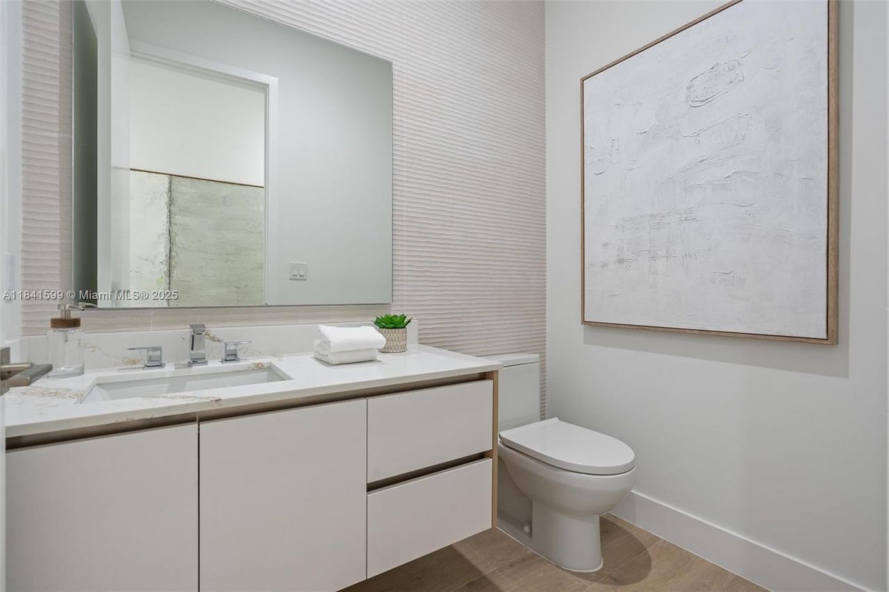 8231 SW 193rd Terrace, Miami, FL 33157 Photo