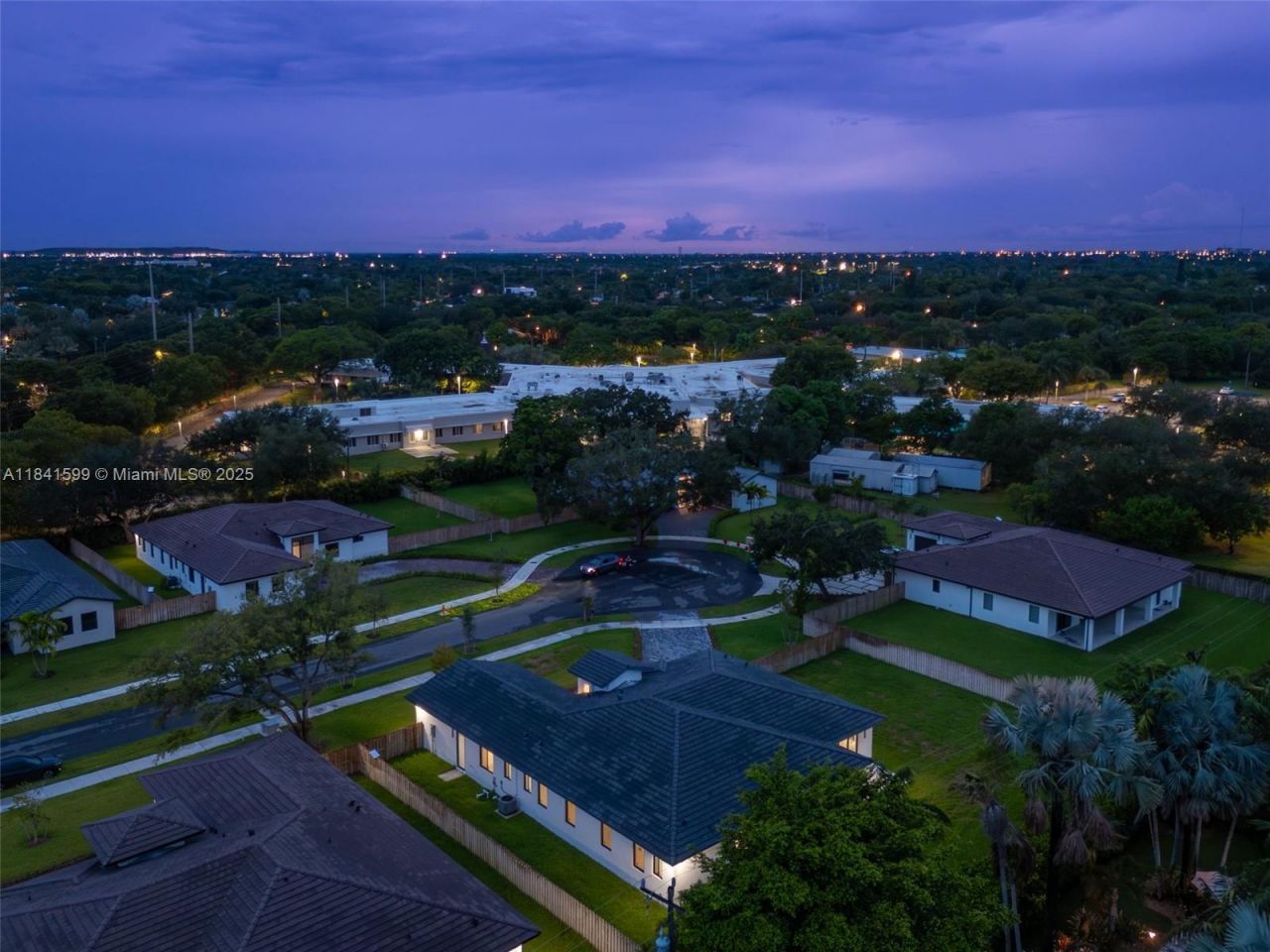 8231 SW 193rd Terrace, Miami, FL 33157 Photo