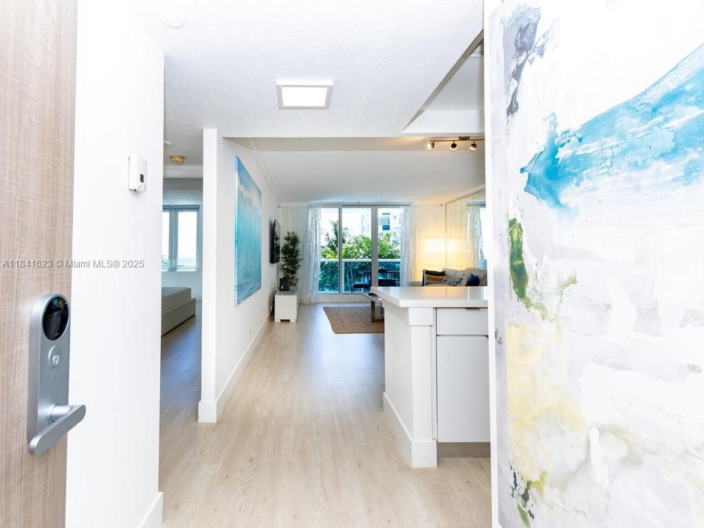 2301 Collins Ave, Unit 625, Miami Beach, FL 33139 Photo