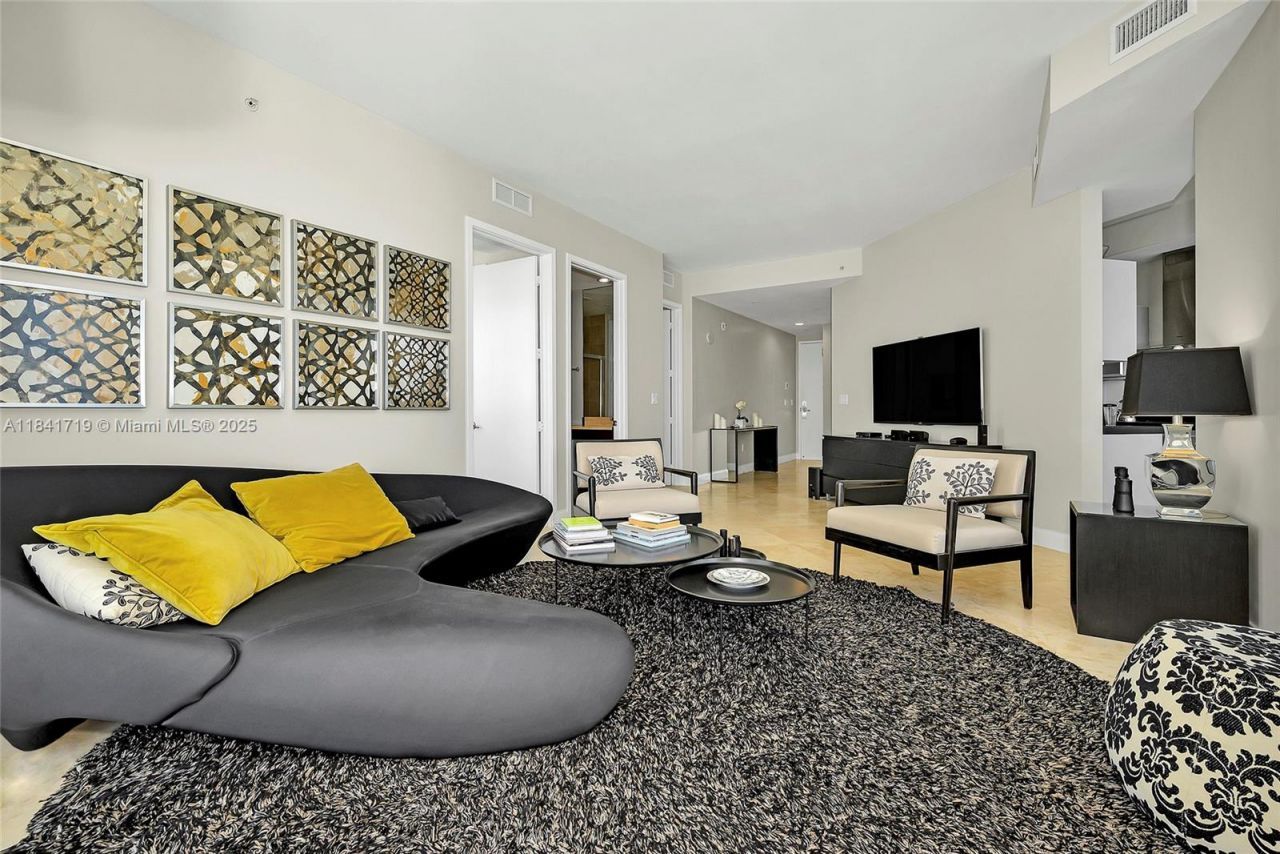 18201 Collins Ave, Unit 4009A, Sunny Isles Beach, FL 33160 Photo