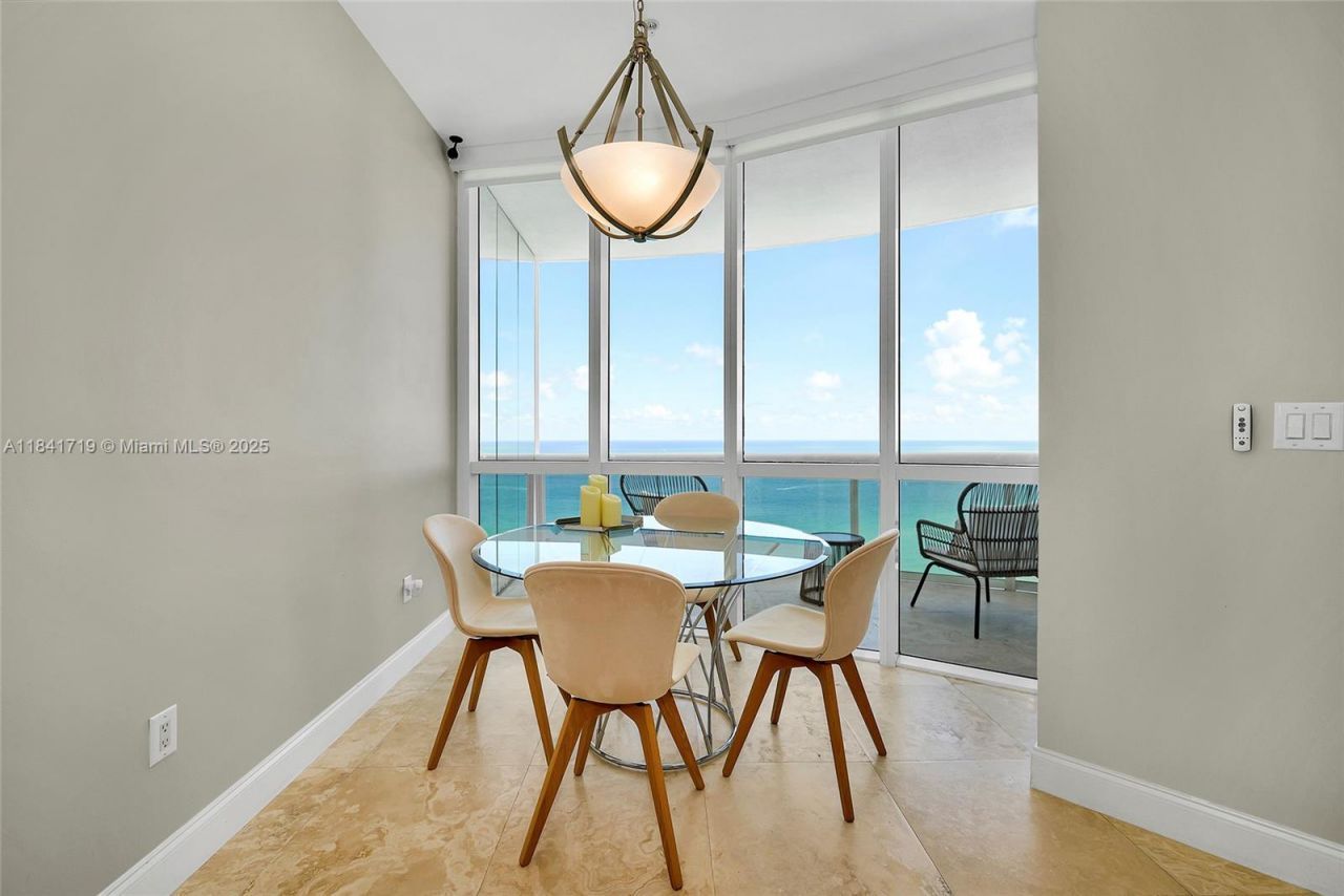 18201 Collins Ave, Unit 4009A, Sunny Isles Beach, FL 33160 Photo