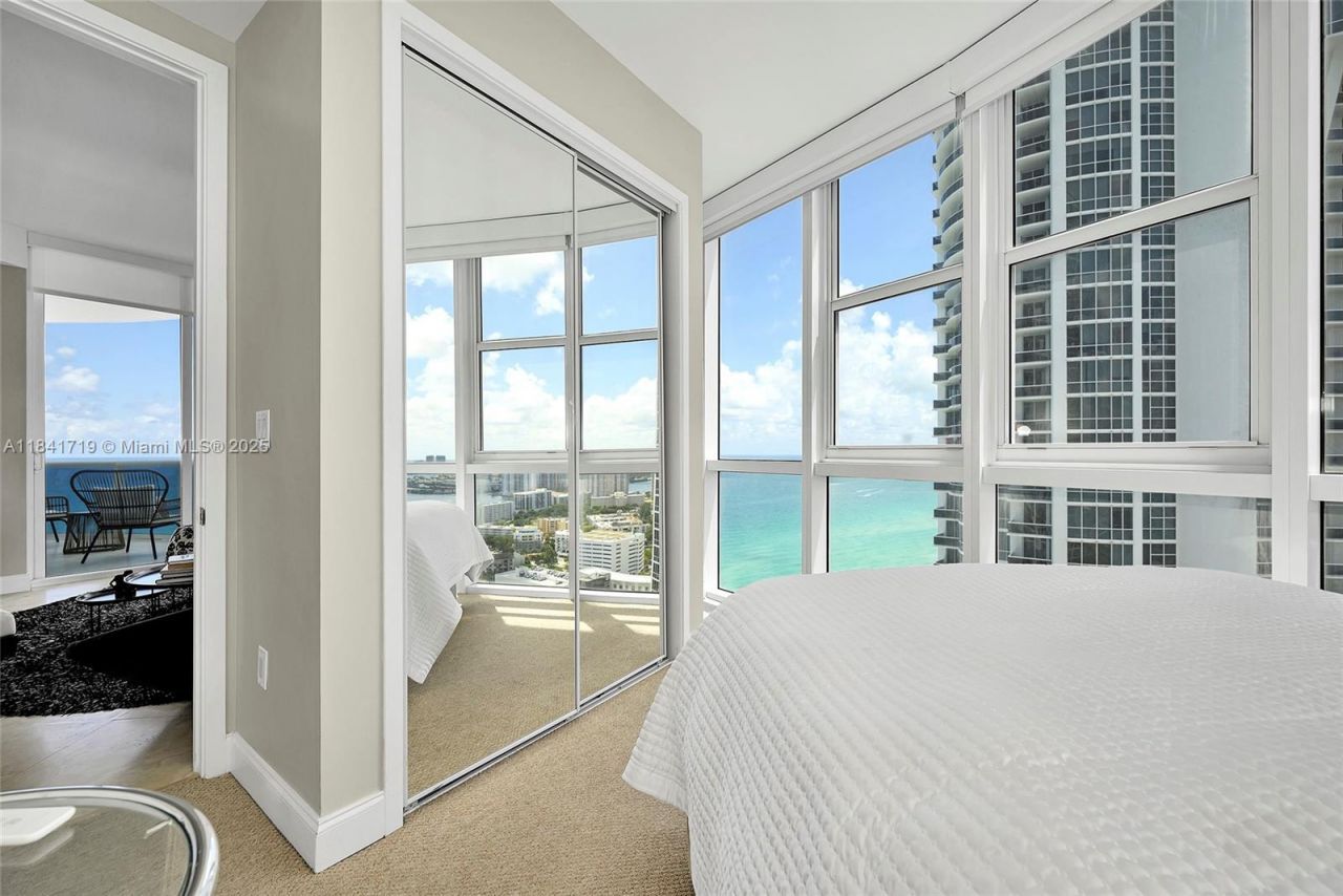 18201 Collins Ave, Unit 4009A, Sunny Isles Beach, FL 33160 Photo