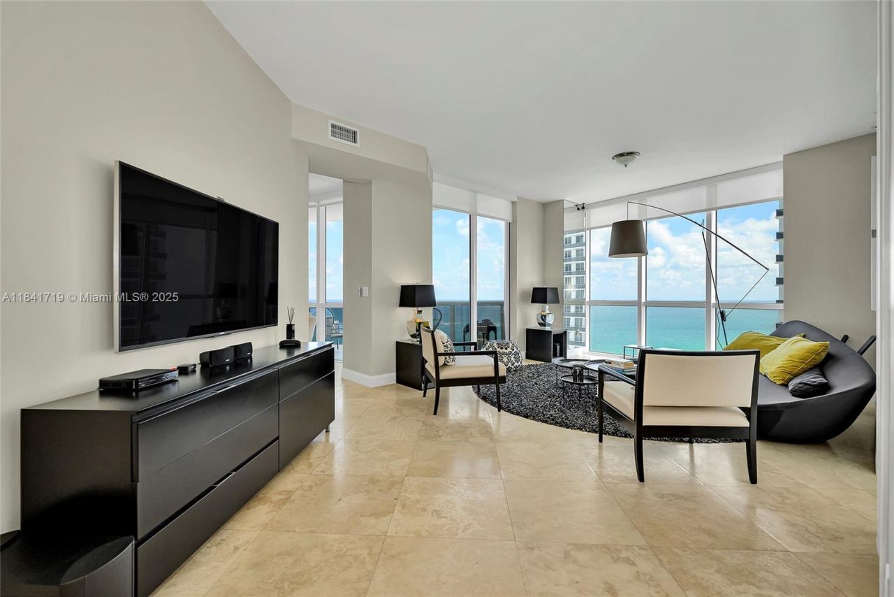 18201 Collins Ave, Unit 4009A, Sunny Isles Beach, FL 33160 Photo