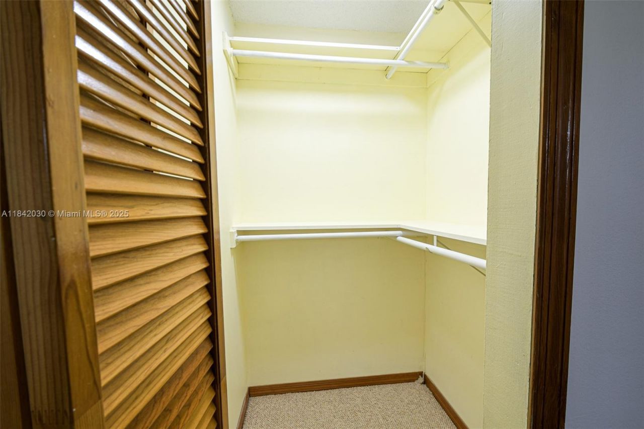 3542 SW 17 Street, Unit 2B, Miami, FL 33145 Photo