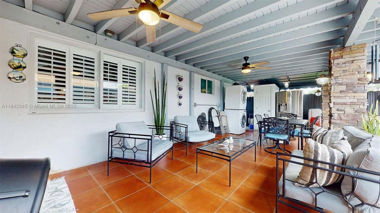 16247 SW 92 Ter, Unit A, Miami, FL 33196 Photo