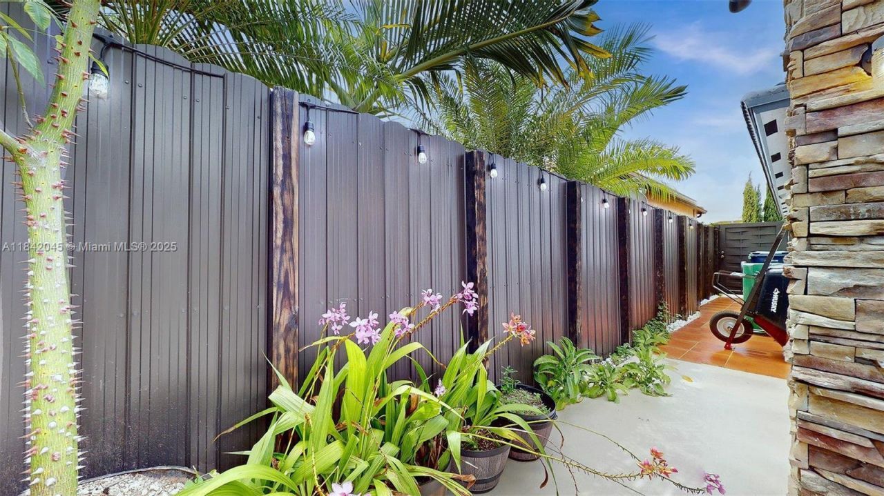 16247 SW 92 Ter, Unit A, Miami, FL 33196 Photo