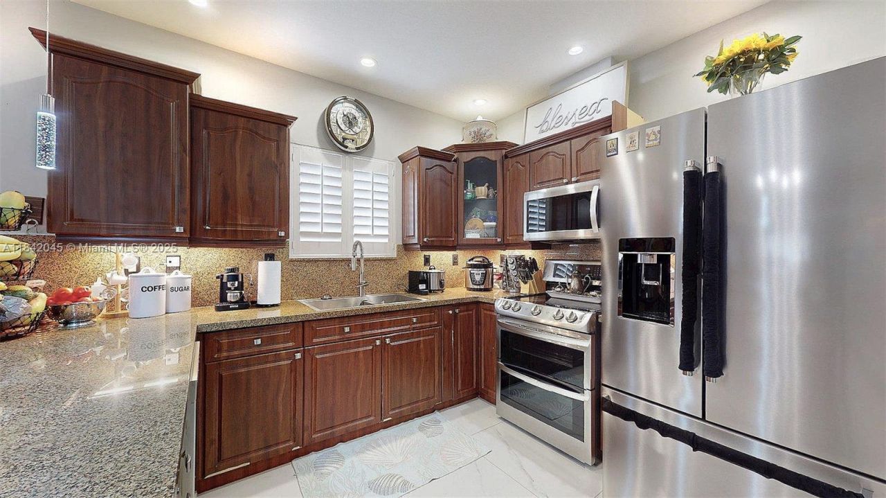 16247 SW 92 Ter, Unit A, Miami, FL 33196 Photo