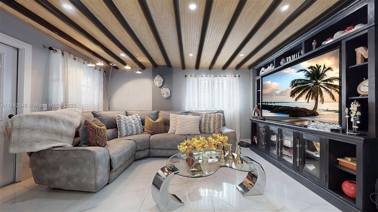 16247 SW 92 Ter, Unit A, Miami, FL 33196 Photo