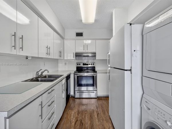 13950 Via Flora, Unit D, Delray Beach, FL 33484