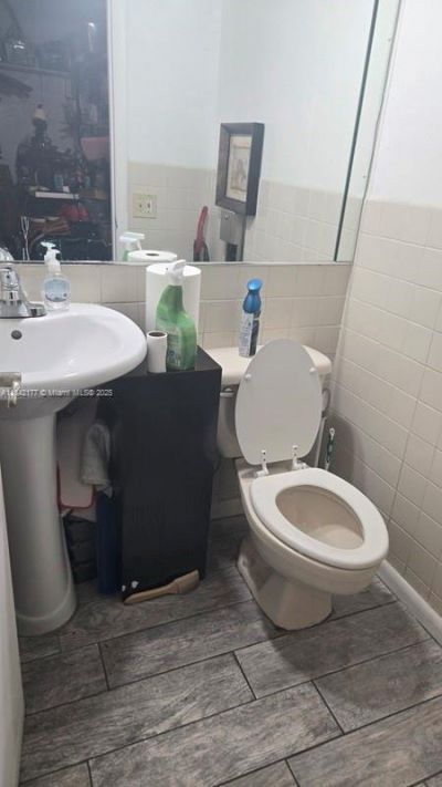 8275 W Broward Blvd, Plantation, FL 33324 Photo