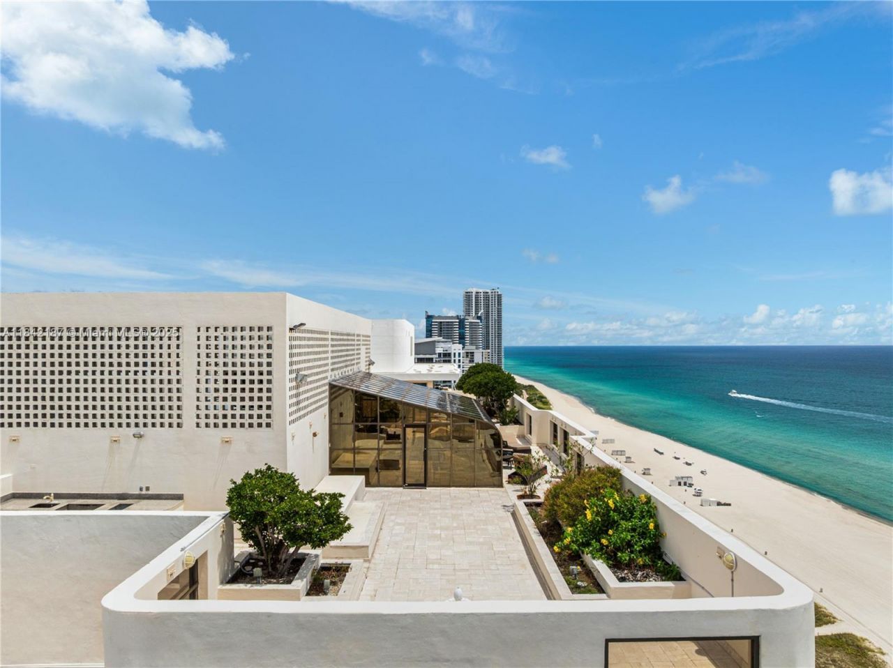 5757 Collins Ave, Unit PH-4, Miami Beach, FL 33140 Photo