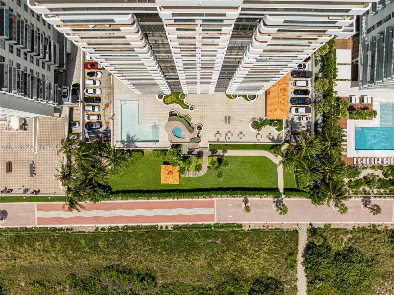 5757 Collins Ave, Unit PH-4, Miami Beach, FL 33140 Photo