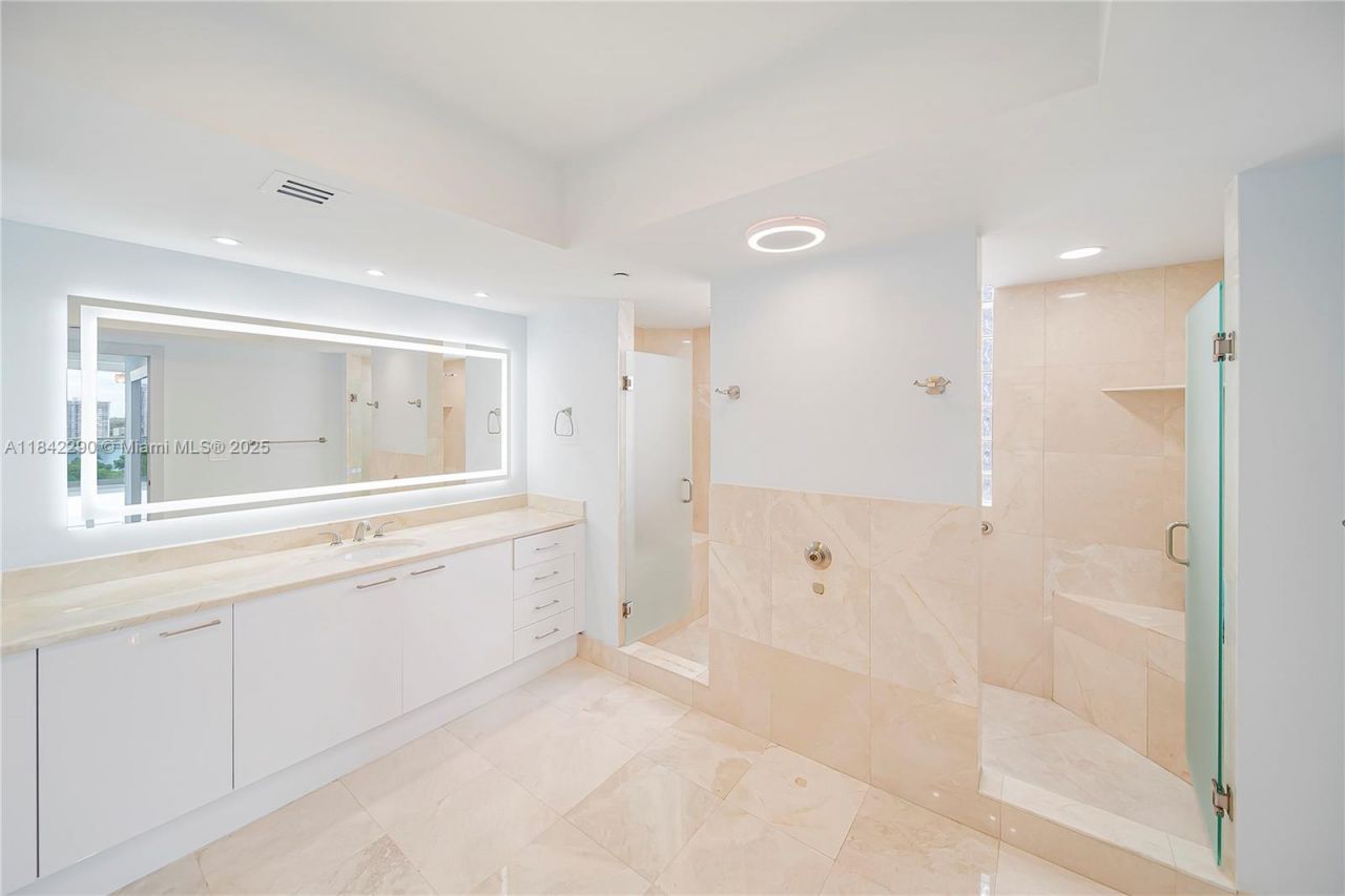 3301 NE 183rd St, Unit 1209, Aventura, FL 33160 Photo