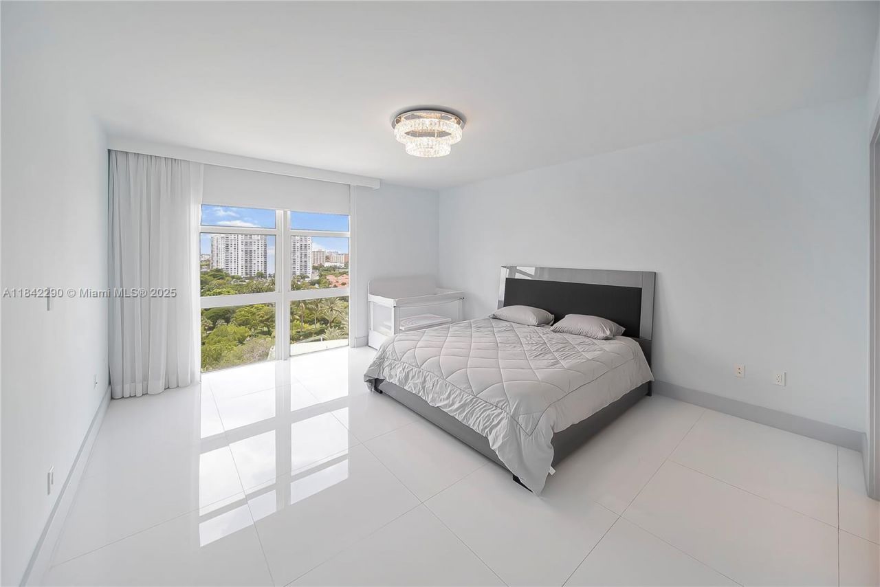 3301 NE 183rd St, Unit 1209, Aventura, FL 33160 Photo