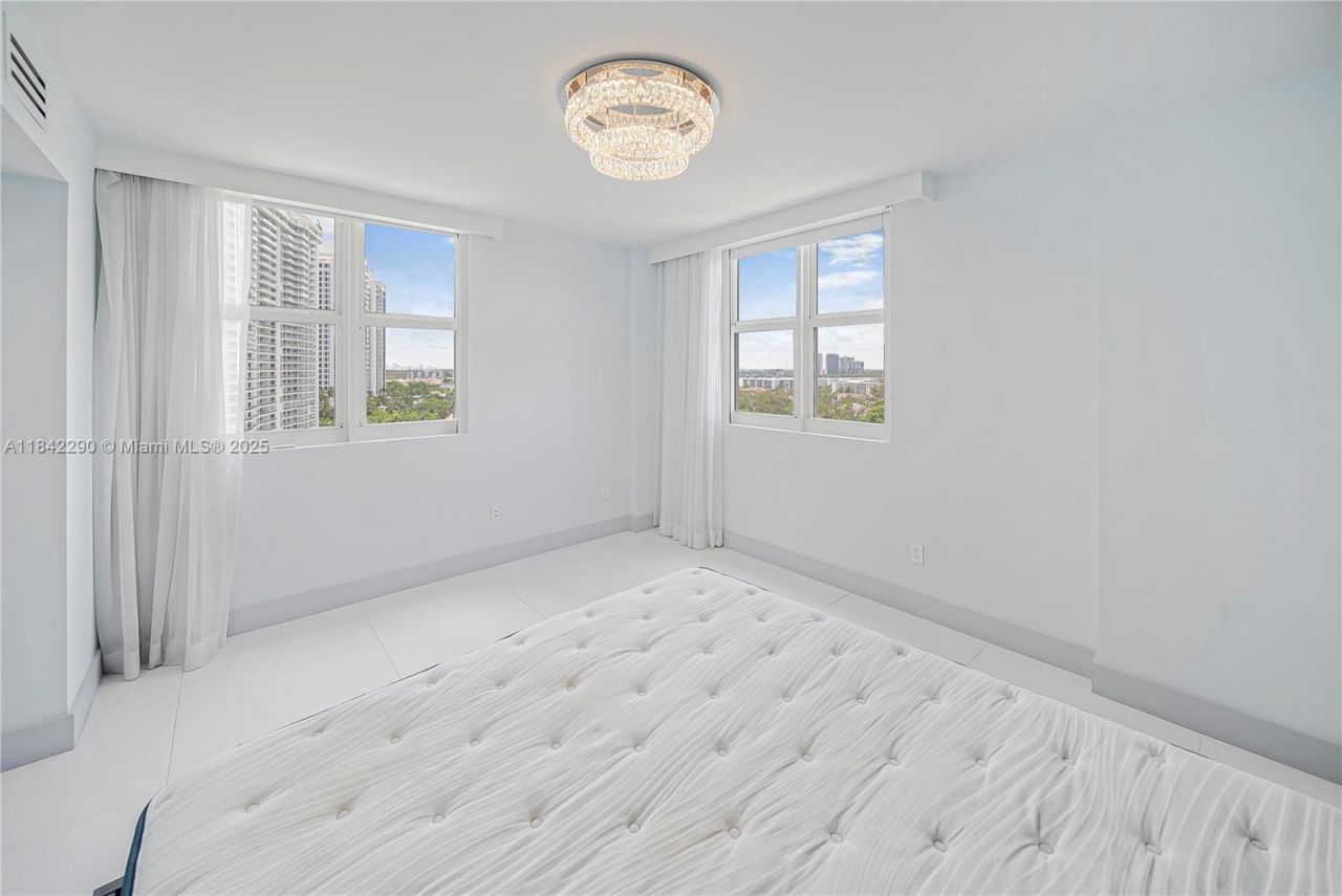 3301 NE 183rd St, Unit 1209, Aventura, FL 33160 Photo