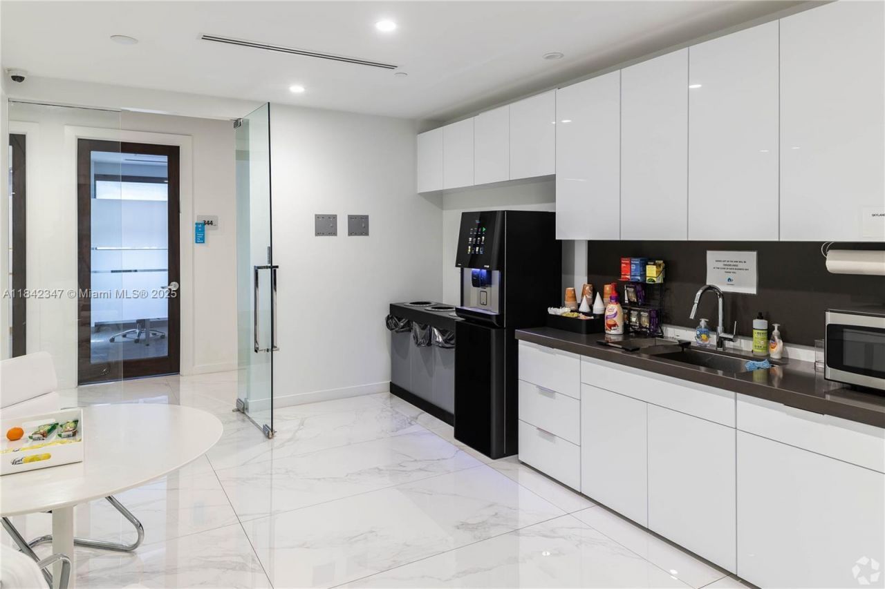 955 S Federal Hwy, Fort Lauderdale, FL 33316 Photo