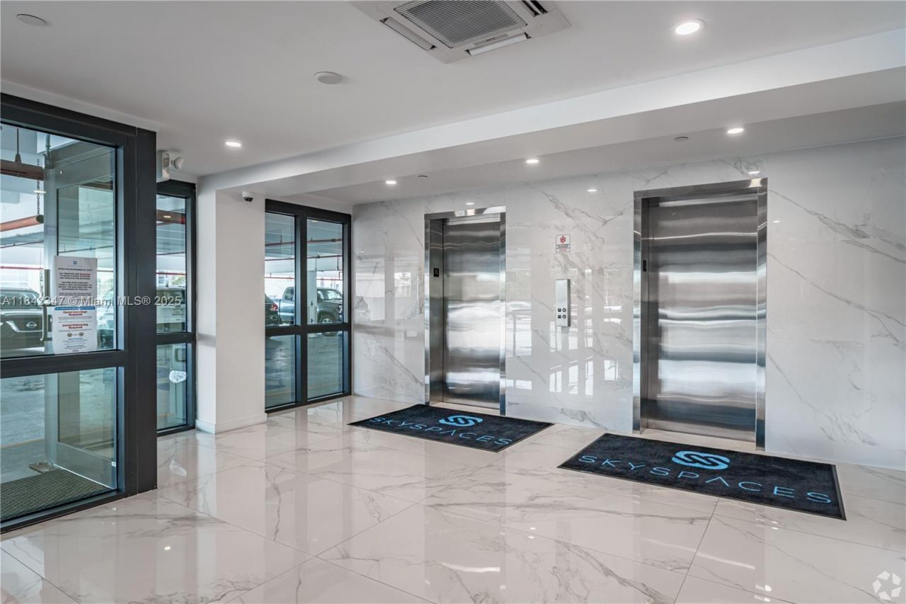 955 S Federal Hwy, Fort Lauderdale, FL 33316 Photo