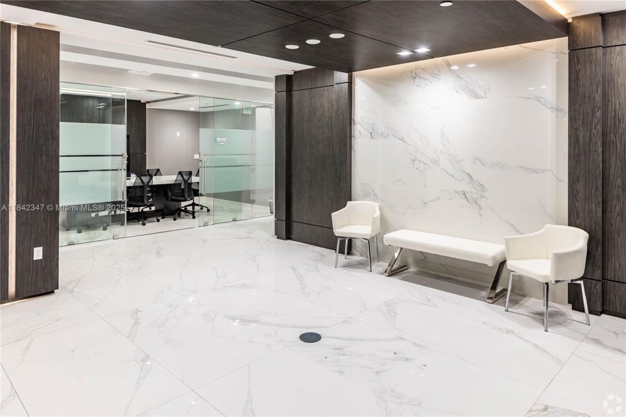 955 S Federal Hwy, Fort Lauderdale, FL 33316 Photo