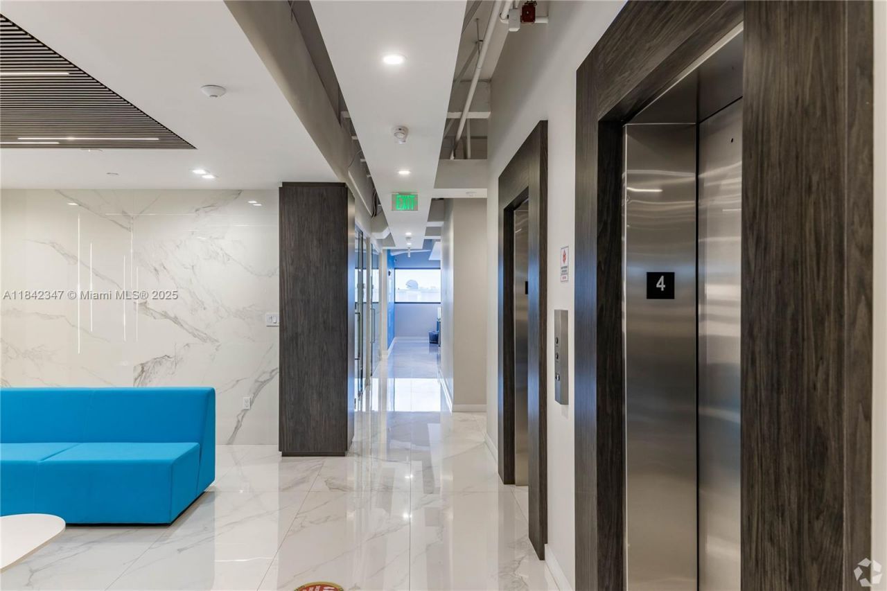 955 S Federal Hwy, Fort Lauderdale, FL 33316 Photo