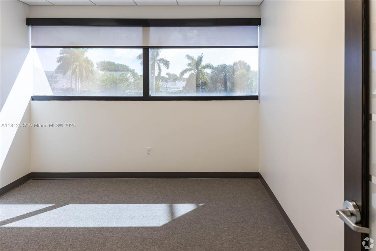 955 S Federal Hwy, Fort Lauderdale, FL 33316 Photo