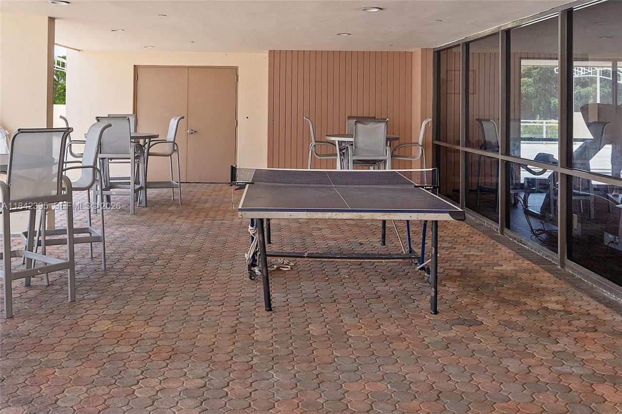 20301 W Country Club Dr, Unit 728, Aventura, FL 33180 Photo