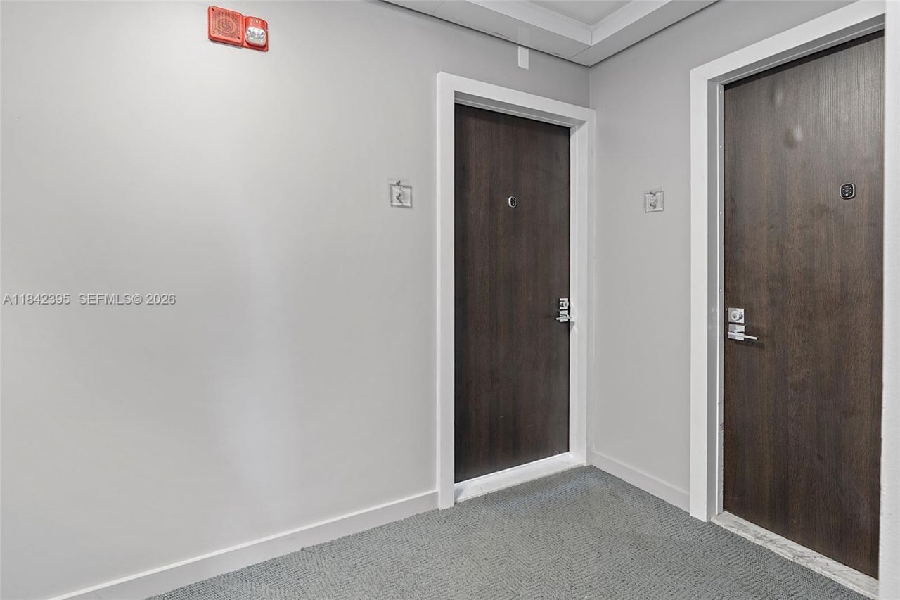 20301 W Country Club Dr, Unit 728, Aventura, FL 33180 Photo