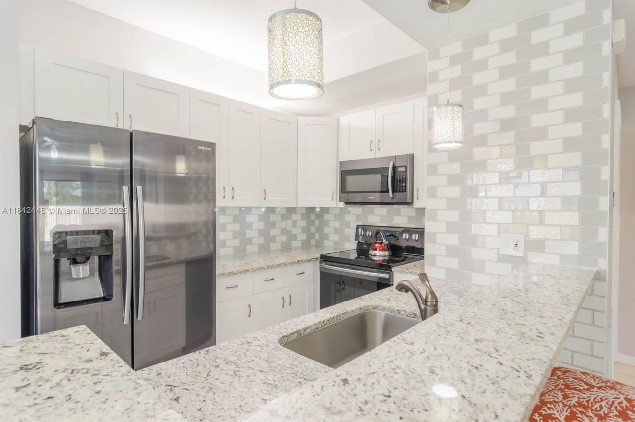 720 S Bella Vista Ct S, Unit 20, Jupiter, FL 33477 Photo