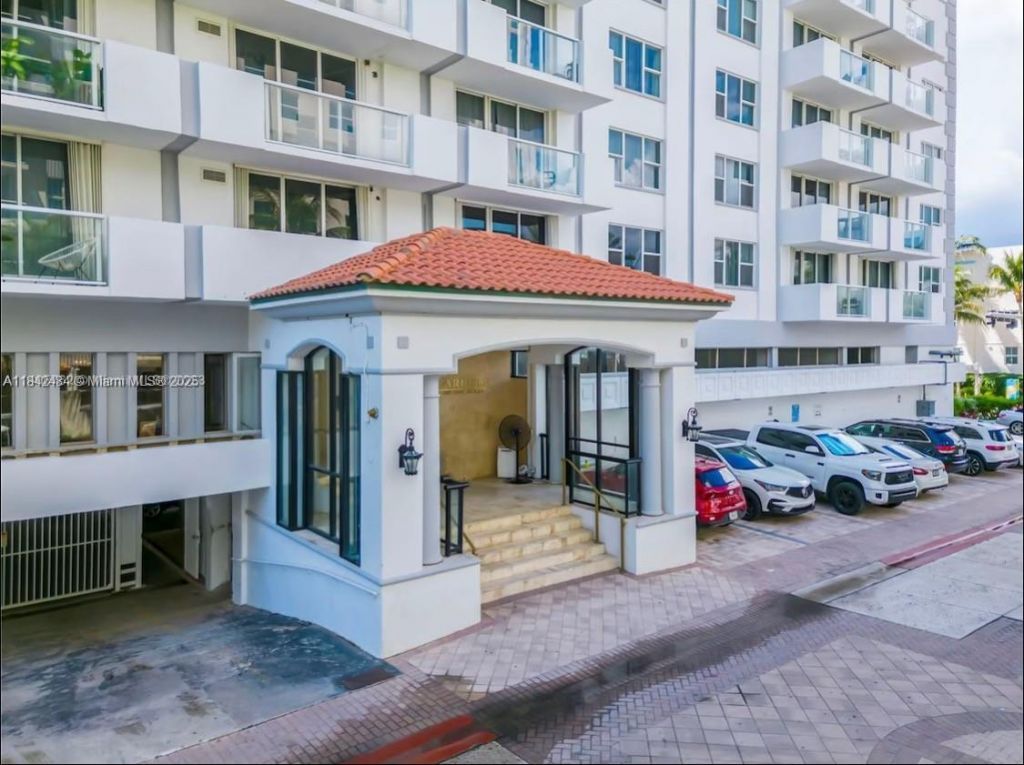 9195 Collins Ave, Unit 912, Surfside, FL 33154 Photo