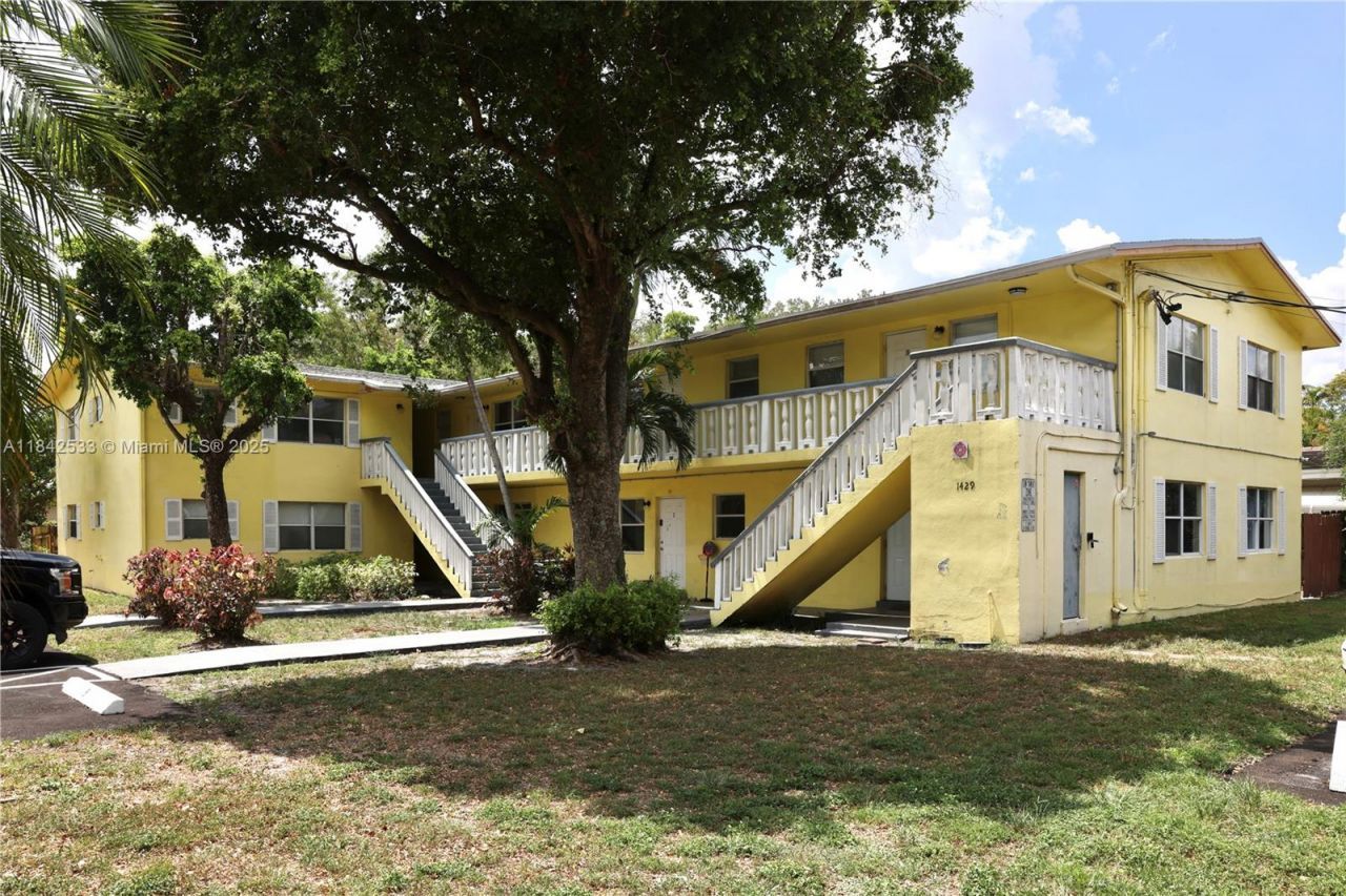 1429 SW 9th St, Unit 5, Fort Lauderdale, FL 33312 Photo