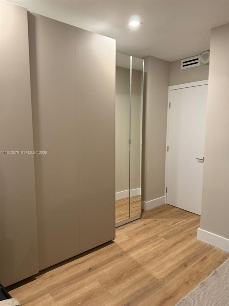 10185 NE Collins Ave, Unit 1220, Bal Harbour, FL 33154 Photo