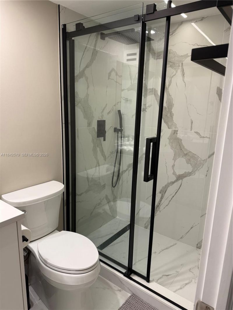 10185 NE Collins Ave, Unit 1220, Bal Harbour, FL 33154 Photo