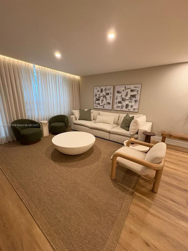 10185 NE Collins Ave, Unit 1220, Bal Harbour, FL 33154 Photo