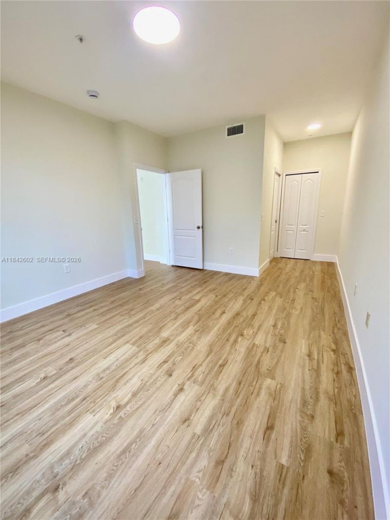 11032 Legacy Dr, Unit 305, Palm Beach Gardens, FL 33410 Photo