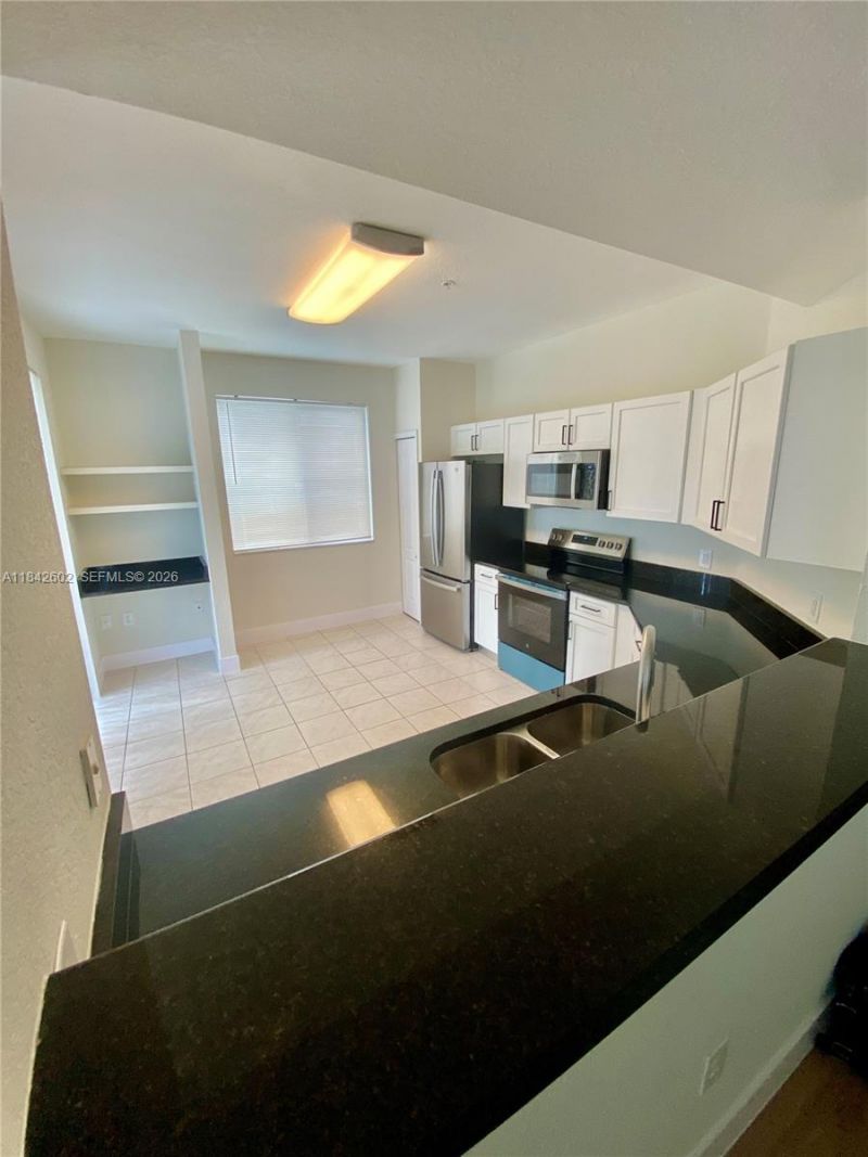 11032 Legacy Dr, Unit 305, Palm Beach Gardens, FL 33410 Photo