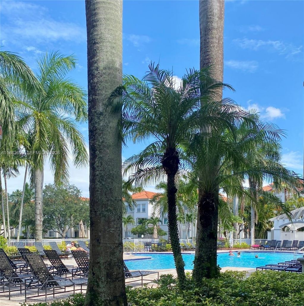 11032 Legacy Dr, Unit 305, Palm Beach Gardens, FL 33410 Photo