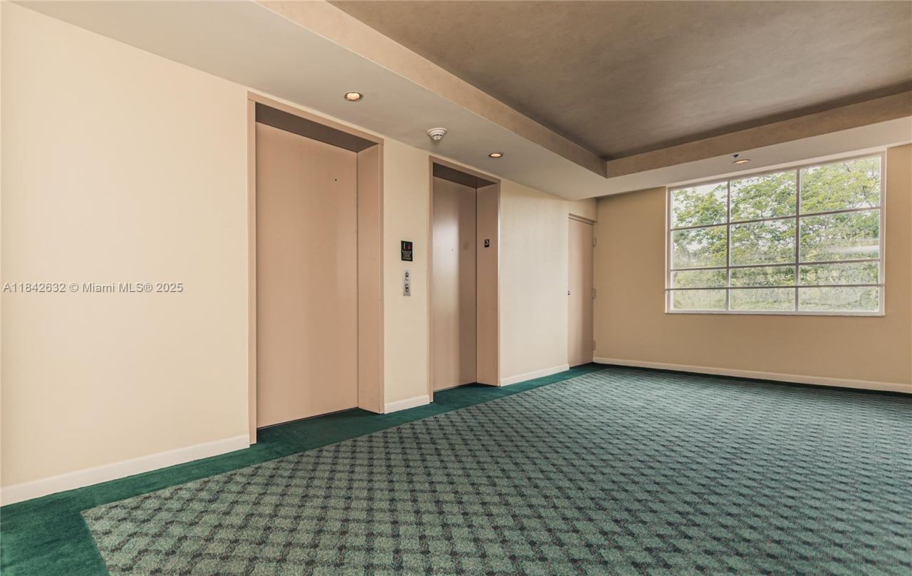 19801 E Country Club Dr, Unit 4303, Aventura, FL 33180 Photo