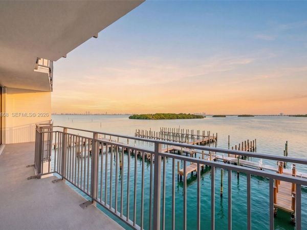 770 NE 69th St, Unit 4H, Miami, FL 33138