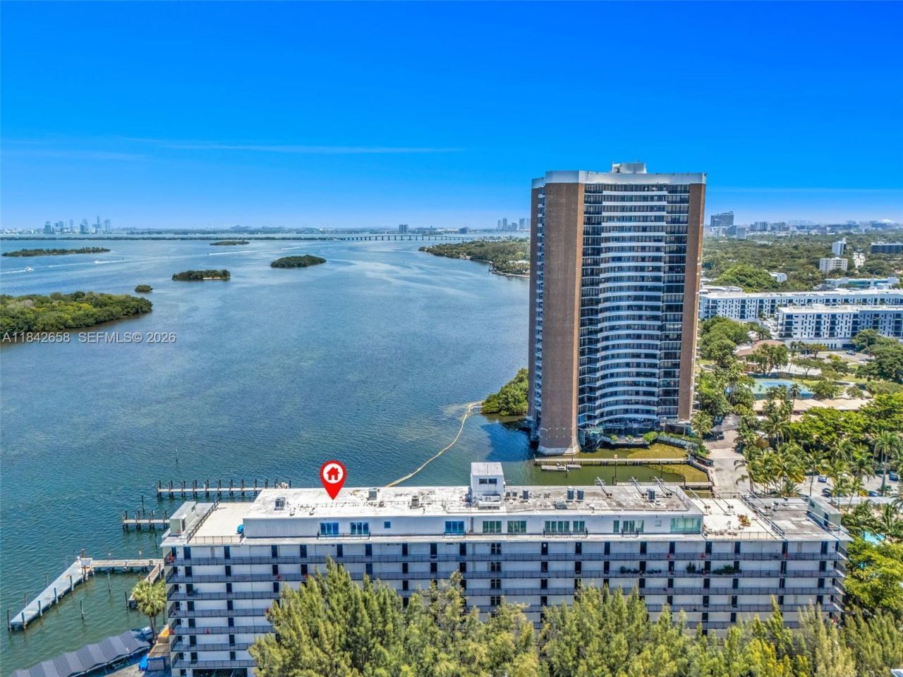 770 NE 69th St, Unit 4H, Miami, FL 33138 Photo