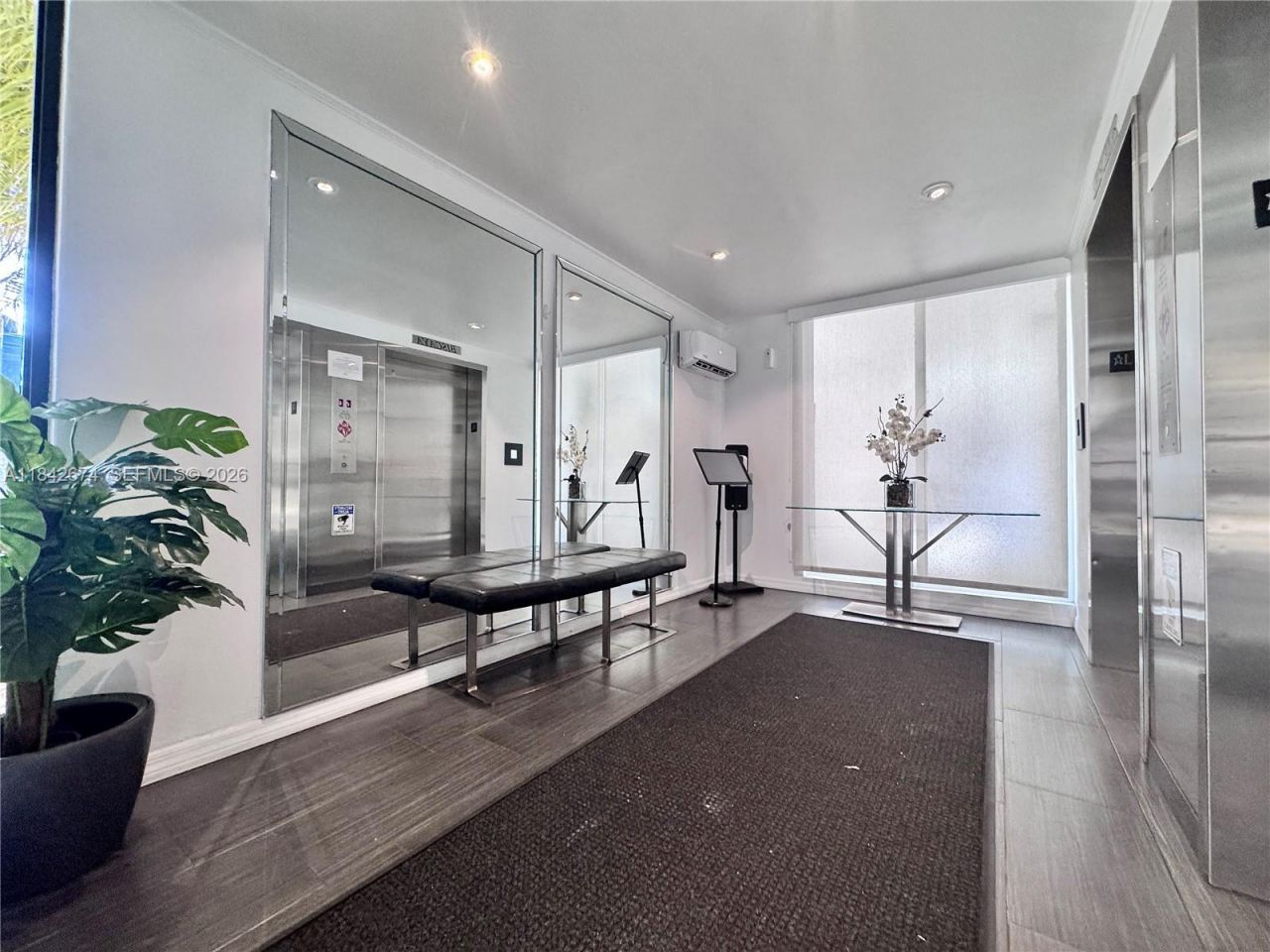 20500 W Country Club Dr, Unit 210, Aventura, FL 33180 Photo