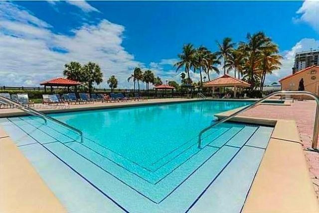 2555 Collins Ave, Unit PH214, Miami Beach, FL 33140 Photo