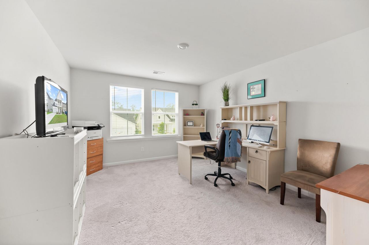 128 Red Bluff Street Photo 22