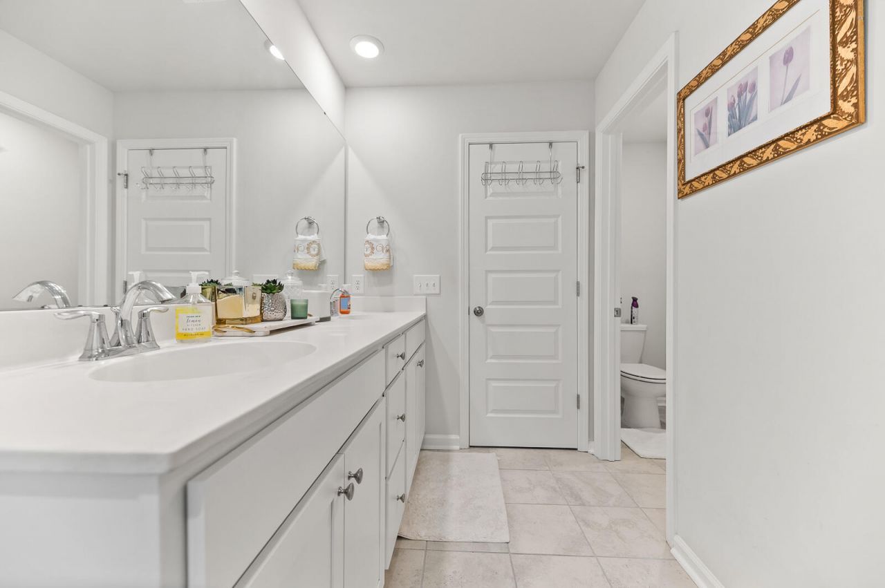 128 Red Bluff Street Photo 24