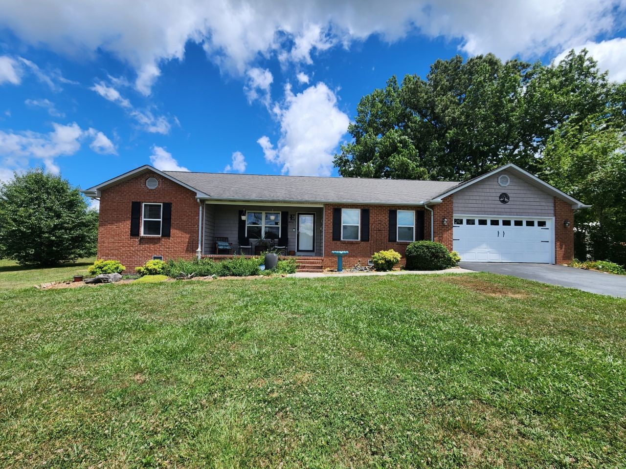 2426 Bowman Loop, Crossville, TN 38571 Main Photo