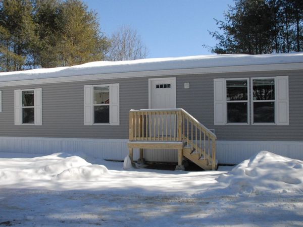 27 Popple Way, Unit 27, Newport, NH 03773