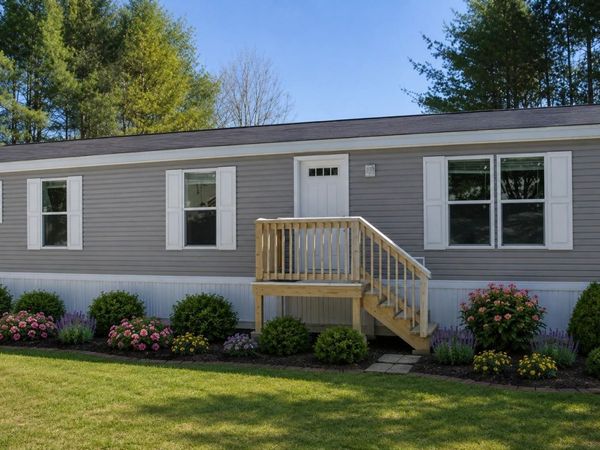 27 Popple Way, Unit 27, Newport, NH 03773