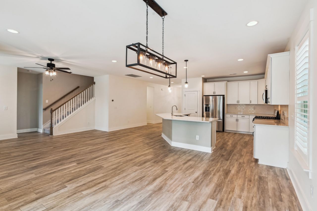 206 Almond Court Photo 27