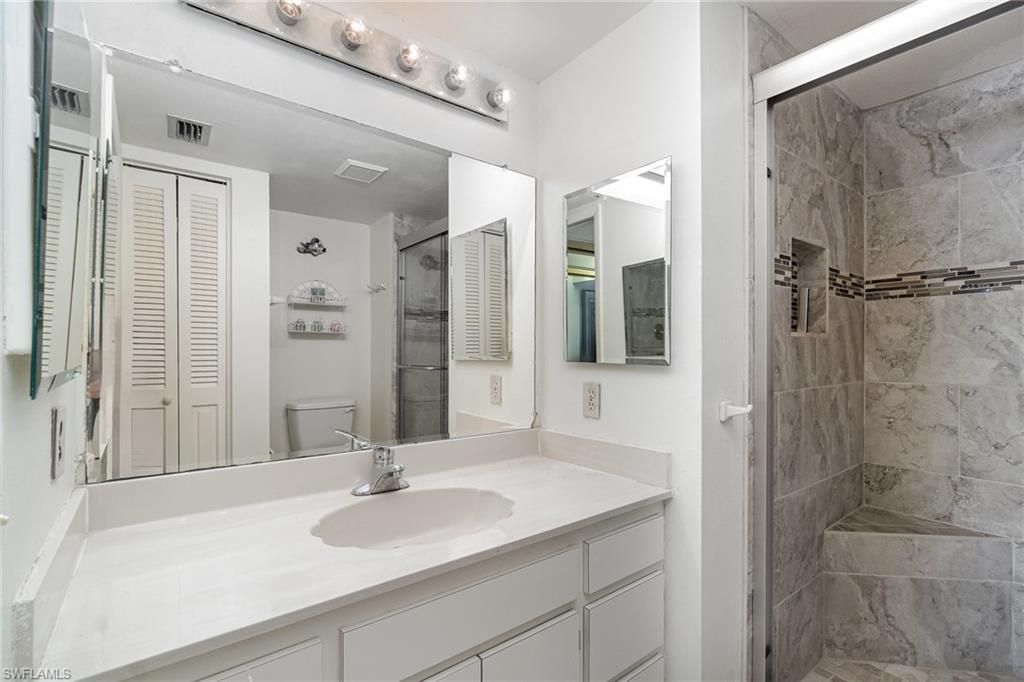 3490 N Key Dr, Unit C210, North Fort Myers, FL 33903 Photo