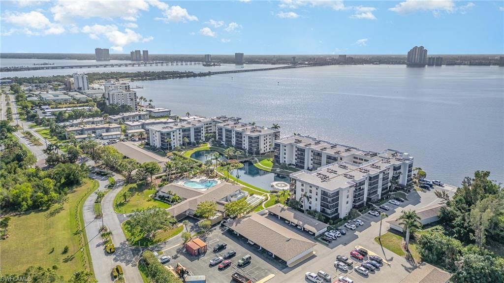 3490 N Key Dr, Unit C210, North Fort Myers, FL 33903 Photo