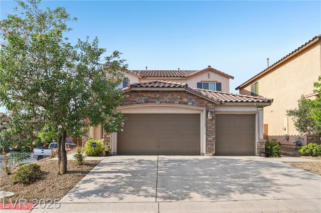 7245 Blooming Jasmine Avenue, Las Vegas, NV 89117 Main Photo