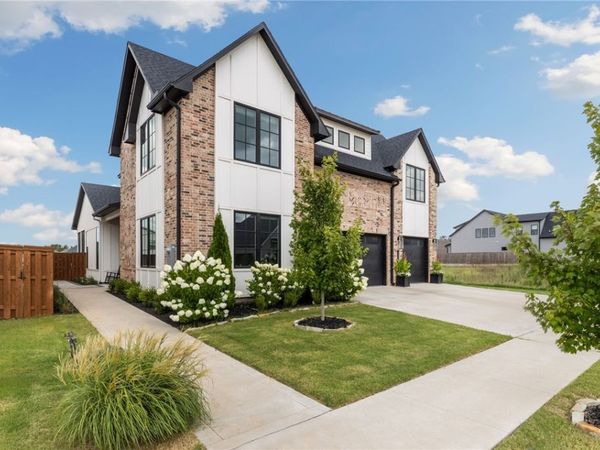 3608 SW Radiance Avenue, Bentonville, AR 72713